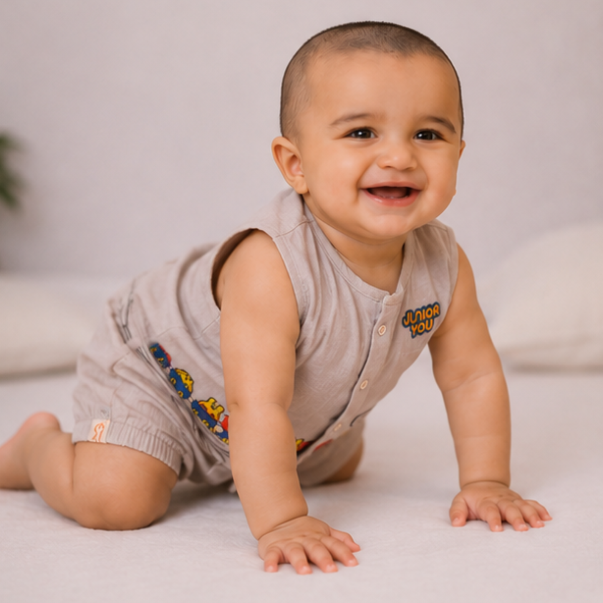 Organic Cotton muslin Jhabla set with Shorts for baby (Unisex) - Junioryou Express
