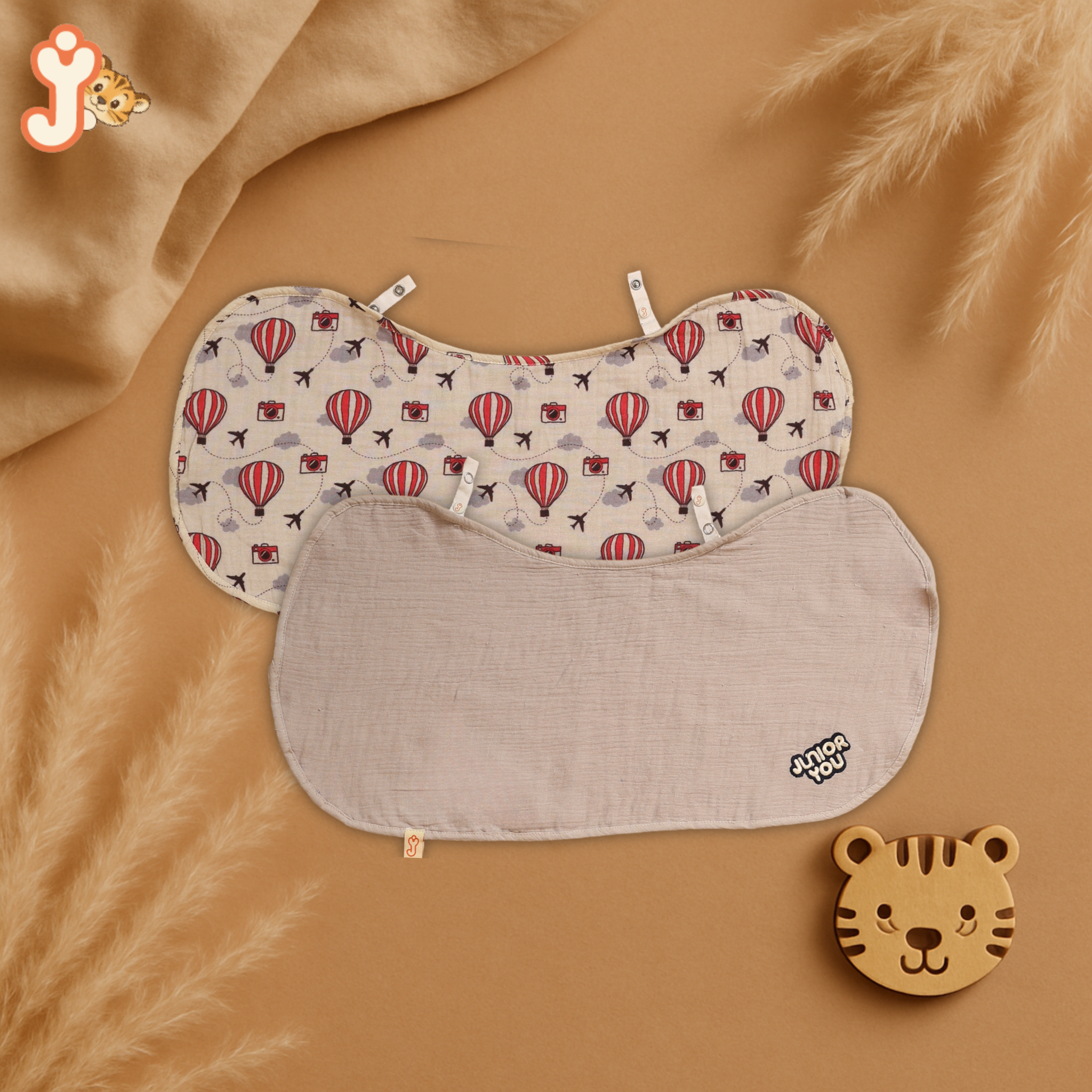 Junioryou Organic Cotton muslin Bib/Burp Cloth for babies (Pack of 2) - Balloon Safari & Solid Grey