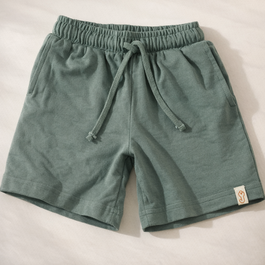 Understated Shorts - Green