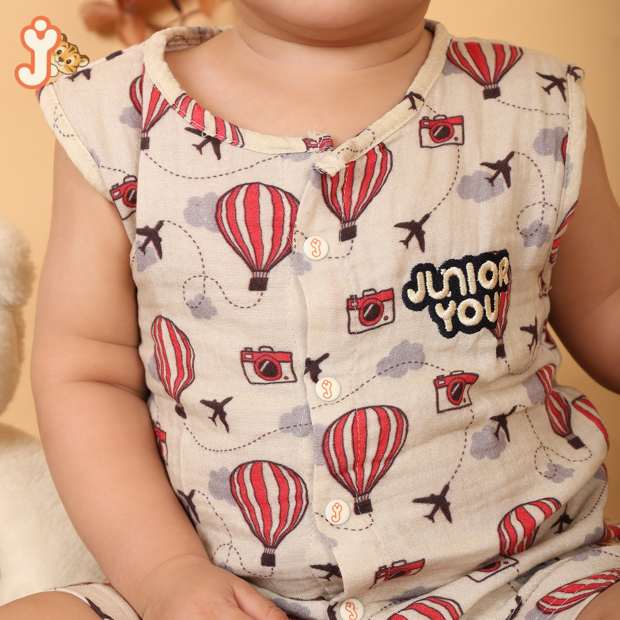 Junioryou Organic Cotton muslin Jhabla set with Bloomers (Unisex) - Balloon Safari