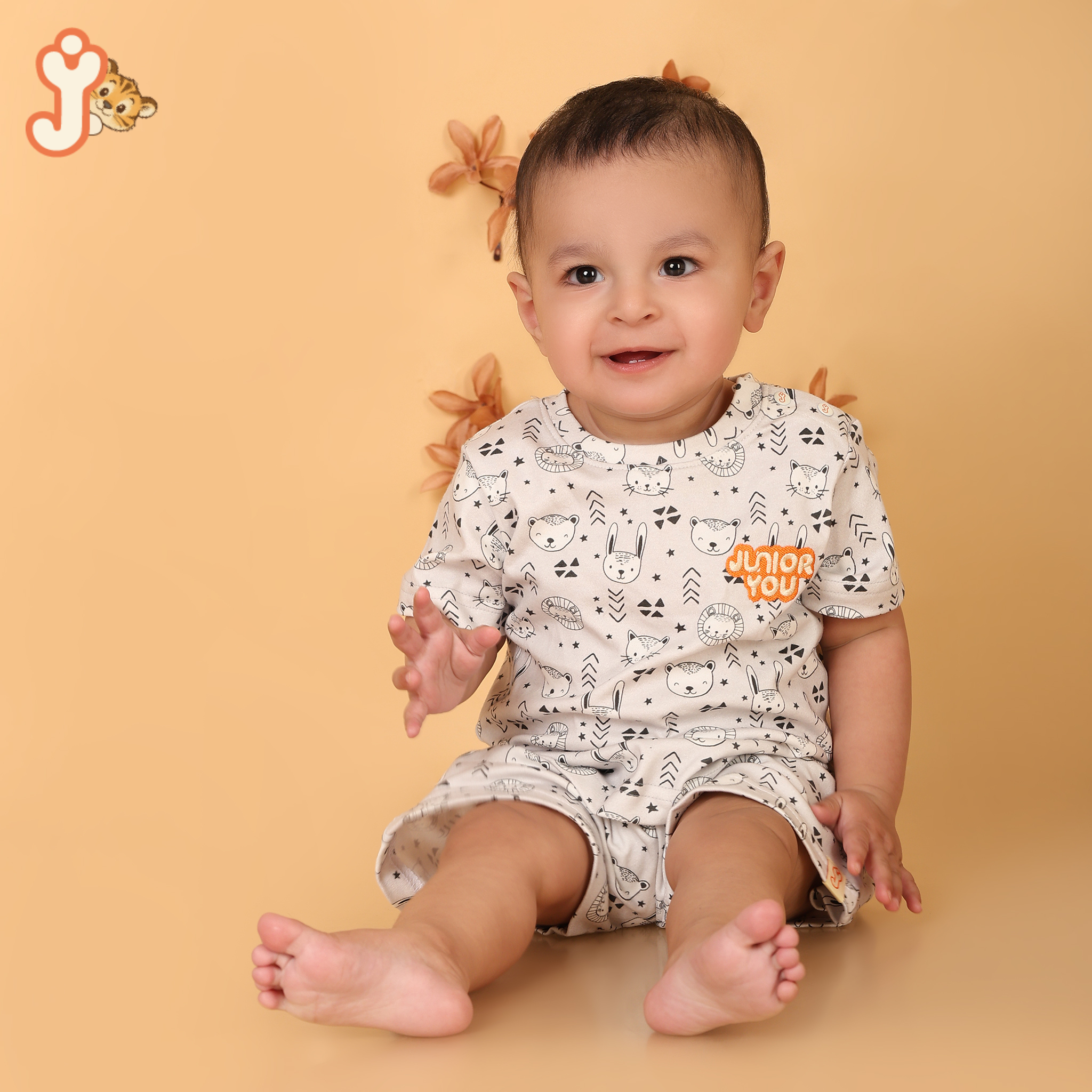 Junioryou Organic Cotton T-shirt Co-ord set (Unisex) - Tiny Tribe Explorer